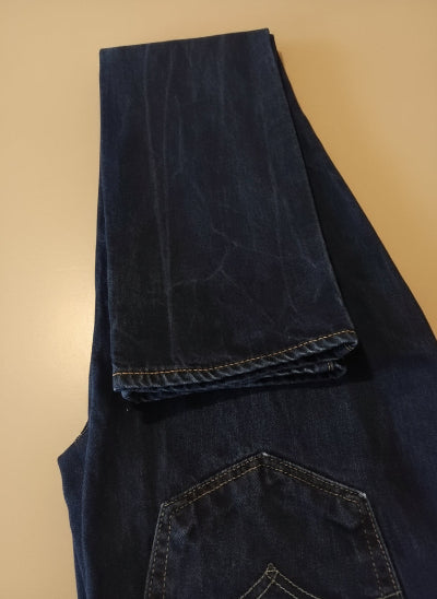 Jean Levi’s 510™  taille W33 L34, coloris bleu brut profond. Seconde main TBE
