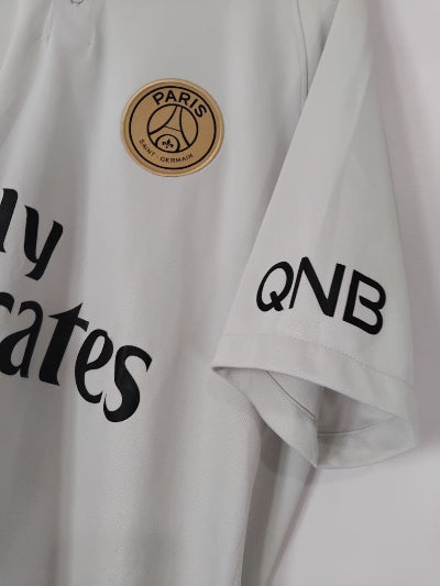 Maillot PSG extérieur 2018/19 Nike – Mbappé 7, patch Ligue 1 champion, seconde main TBE