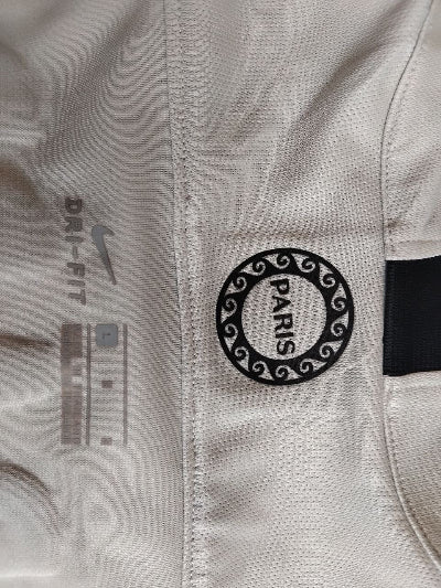 Maillot PSG extérieur 2018/19 Nike – Mbappé 7, patch Ligue 1 champion, seconde main TBE