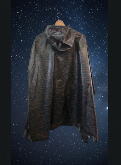 Cape imperméable marron et noire – Capuche intégrée, taille unique, seconde main TBE