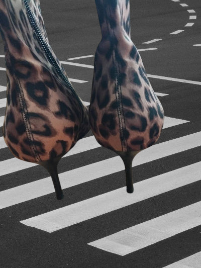 Bottines Léopard à Talons Aiguilles T40 – Élégance Sauvage Féminine Seconde Main TBE