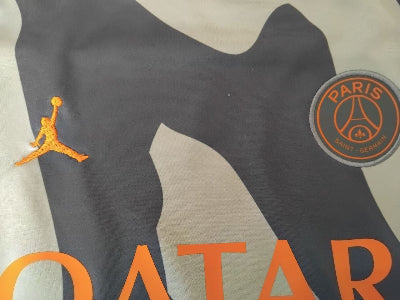 Maillot PSG extérieur 2018/19 Nike Mbappé 7 – Officiel avec patch Ligue 1 Champion, très bon état