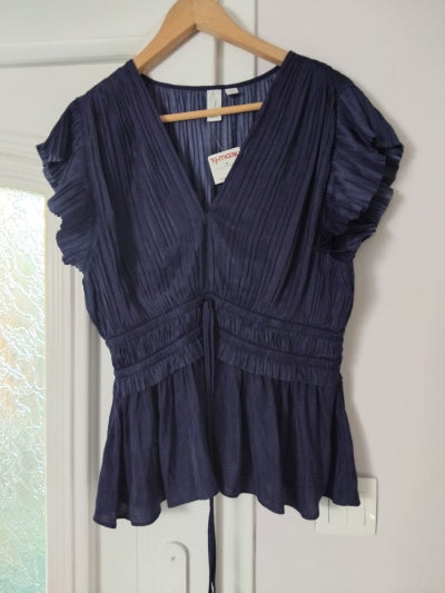 Haut plissé bleu marine chic à volants TKK MAXX – Blouse fluide féminine à taille ajustable, neuf