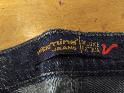 Jean Vitamina Deluxe Edition T42 – Denim bleu foncé stretch, made in Italy, seconde main TBE