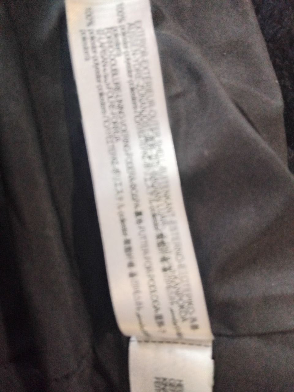 Manteau Long ZARA en Fausse Fourrure Noire – Chic, Chaud et Élégant, Coupe Oversize