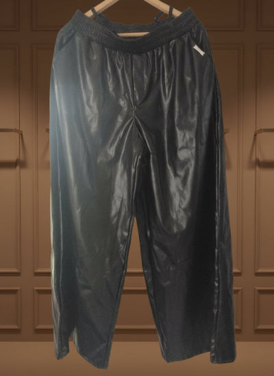Pantalon en simili cuir- SHEINè=- Taille L - Seconde main TBE