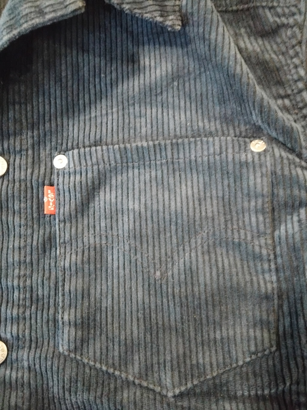 Veste Levi’s Engineered Jeans en velours côtelé bleu – Made in Morocco, vintage années 2000, seconde main TBE